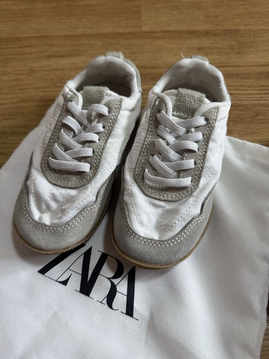 Взуття на дівчинку розміри 25-26