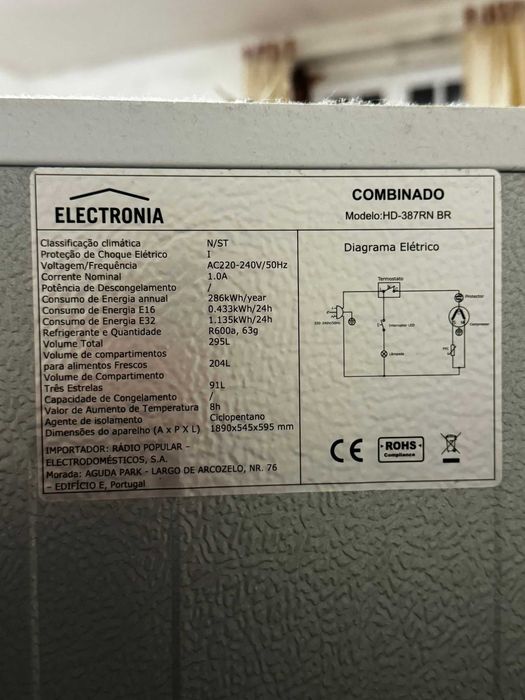 Frigorífico Combinado Electronia