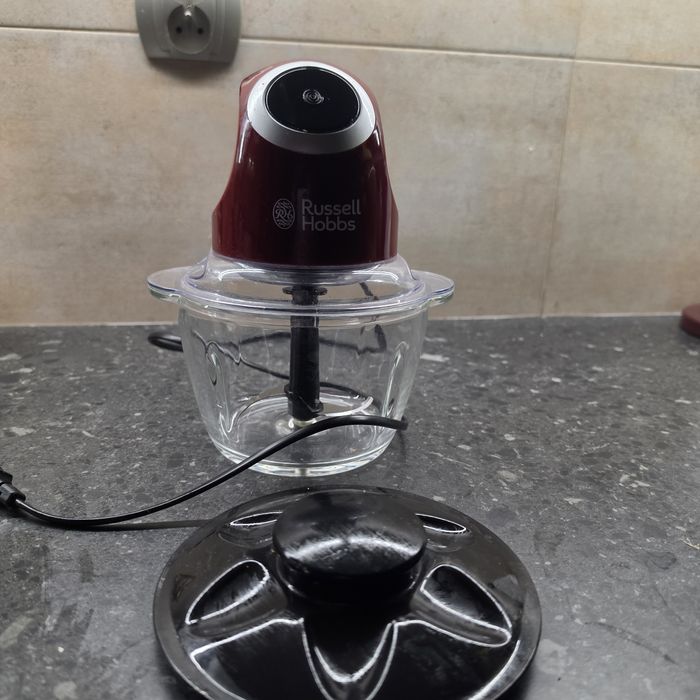 Siekacz Russell Hobbs