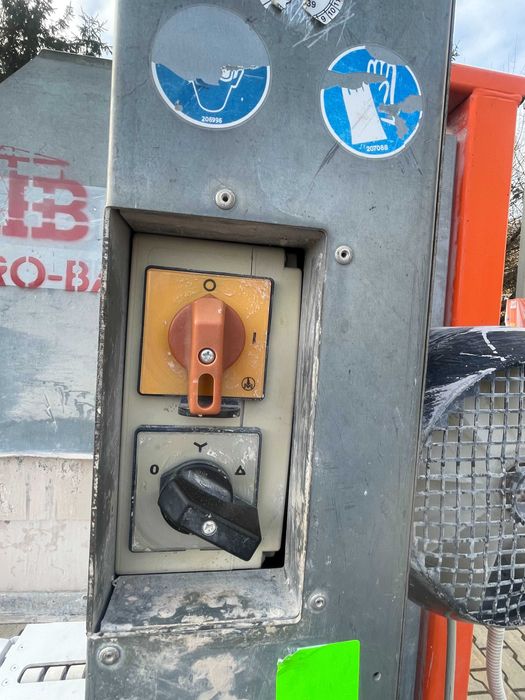 Piła przecinarka pionowa LISSMAC DTS 420 cegieł pustaków silki VERTO