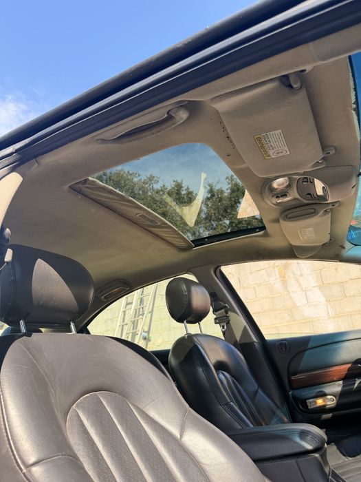 Chrysler 300M 2.7 V6 Automático – 180.000 km