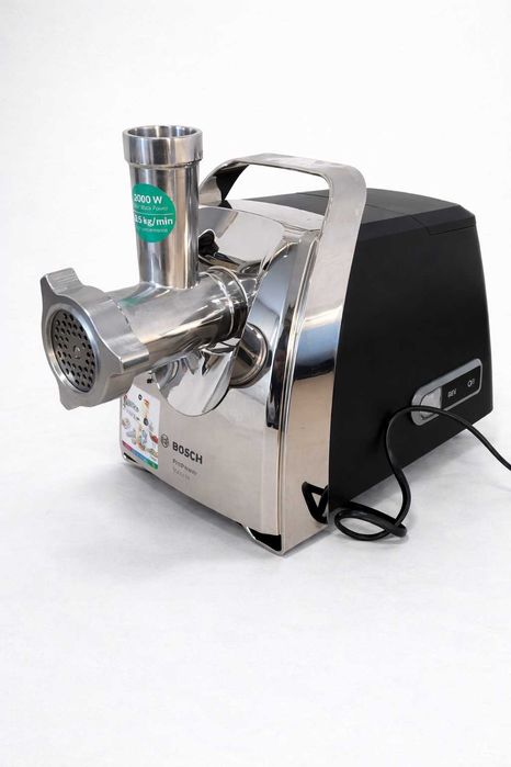 Maszynka do mielenia mięsa 2000W Bosch MFW67440    X-109