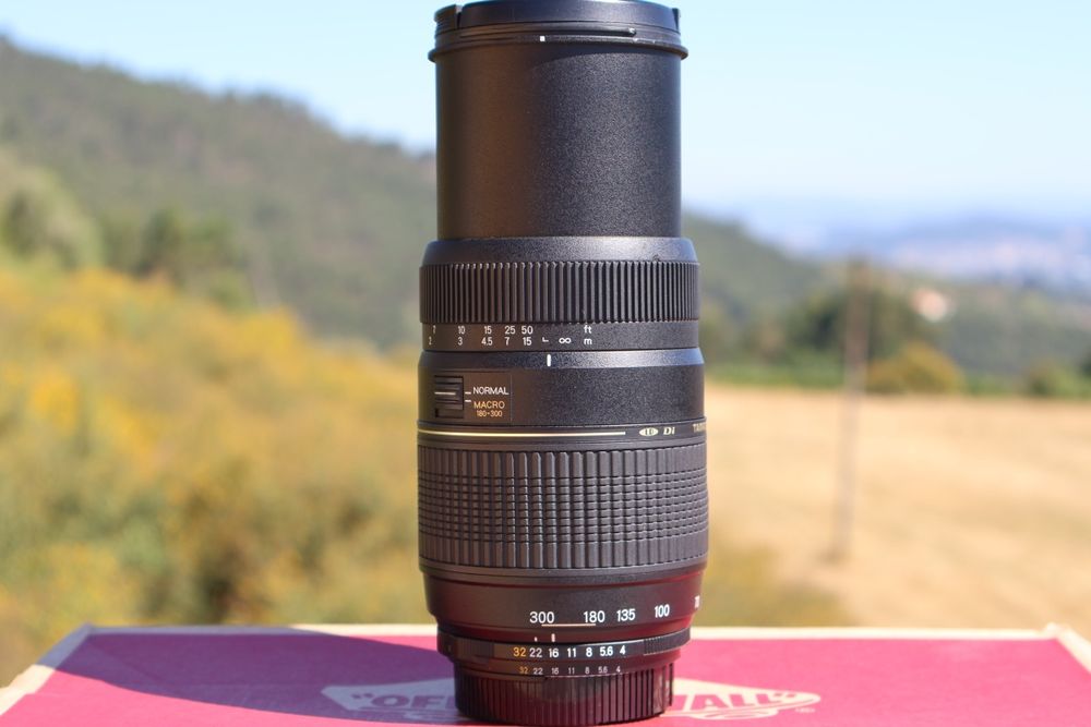 Tamron AF 70-300mm f/4-5.6 Di LD Macro 1:2 (Nikon AF)