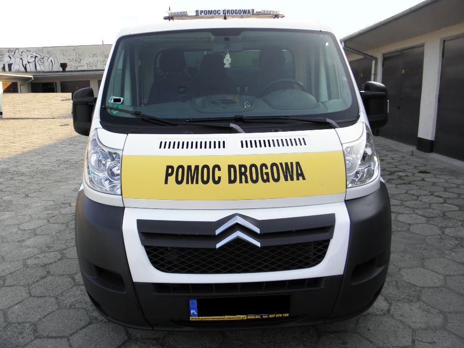 Usługi Autolaweta Pomoc Drogowa Transport Samochodów Holowanie Laweta