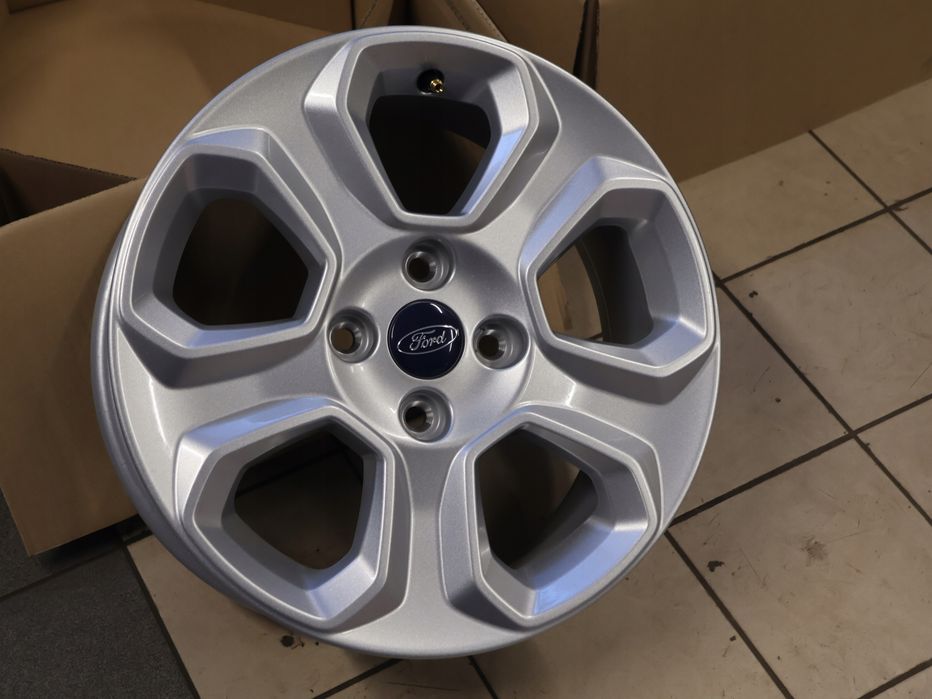 Ford ka+ felgi aluminiowe 16 oryginalne