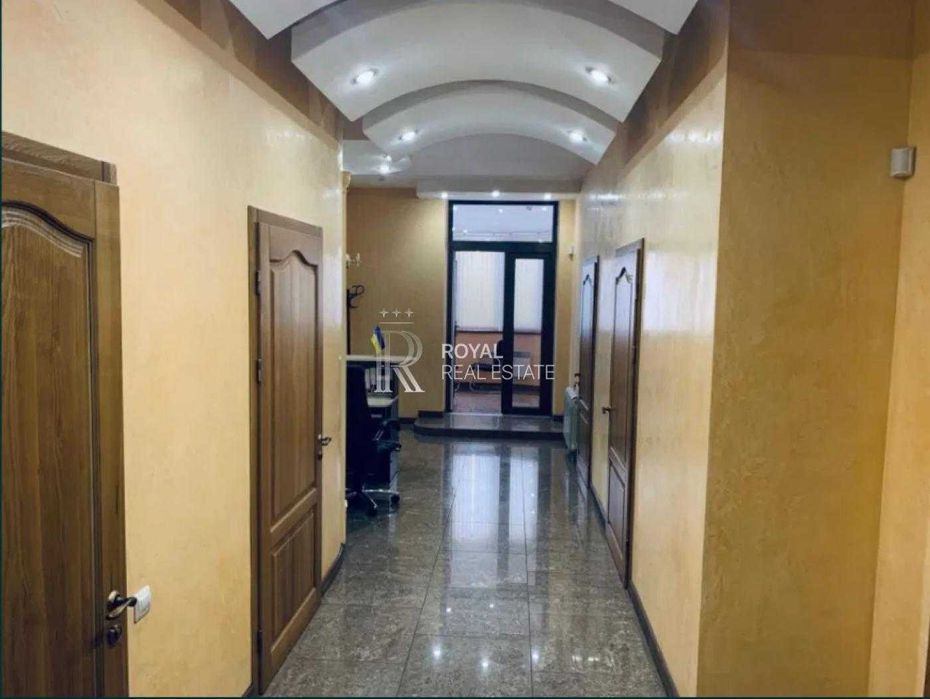 Продажа Офіс 3кім 135м2 Центр Гаражний Бокс м Хрещатик