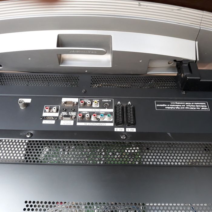 Продам телевизор LG 50PC 1RR