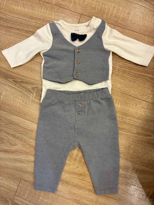 Комплект C&A Baby для хлопчика, розмір 68 см (3–6 місяців).