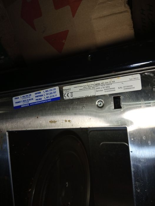 Продам встраиваемая микроволновая печь Hotpoint-Ariston модели MD 444