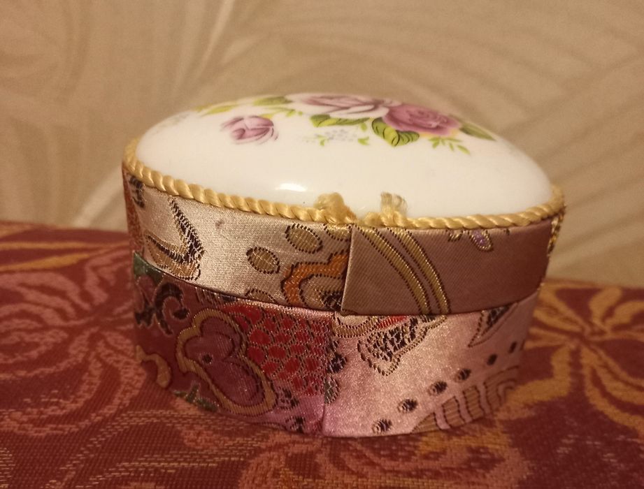 скринька для дома