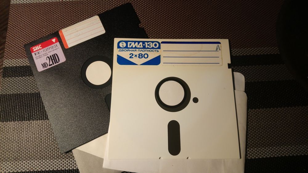 Дискети 3,5 дюйма 5,25 дюймів