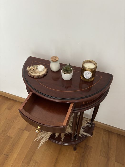 Consola clássica em madeira com gaveta – mesa de entrada elegante