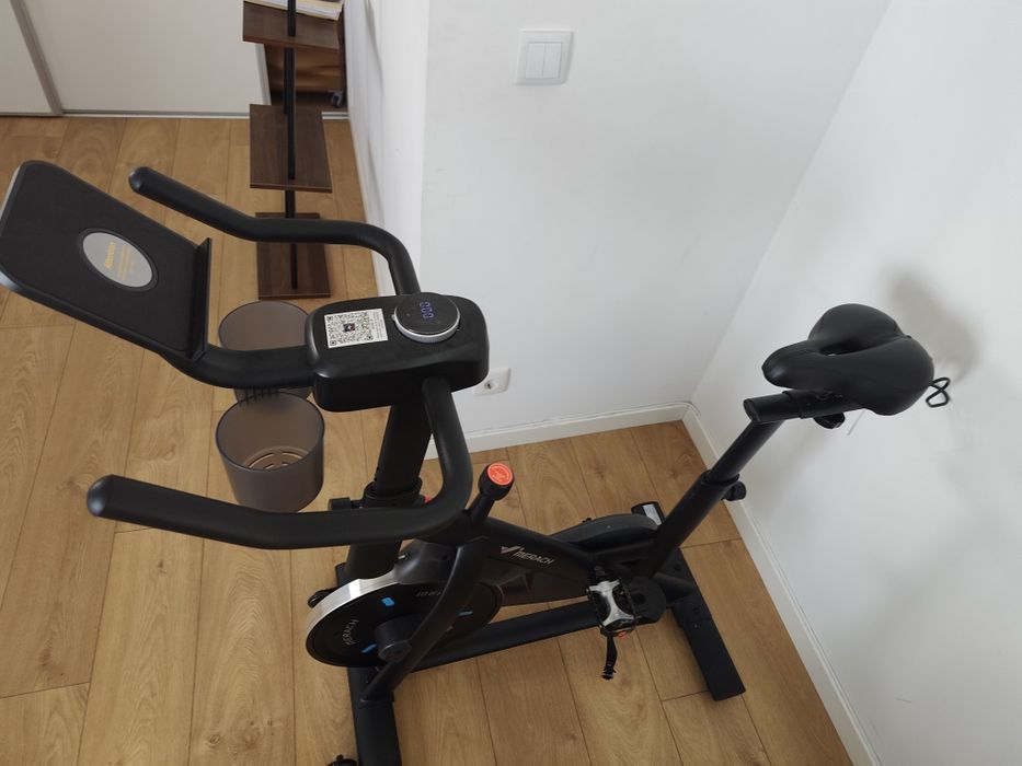 Bicicleta ergométrica MERACH – como nova