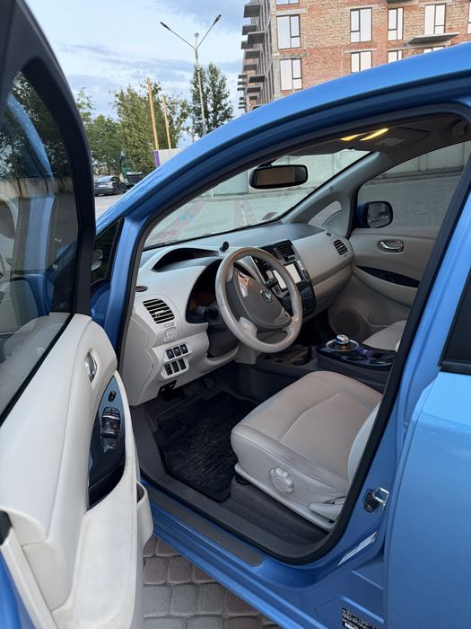 Nissan Leaf 2012р