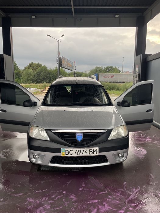 Дачія логан в універсалі