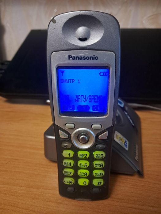 Телефон Panasonic  цифровий бездротовий кнопковий