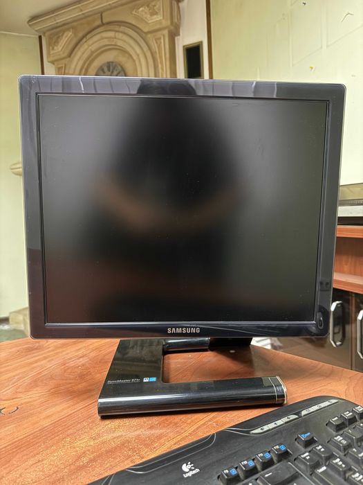 Комп'ютер! Monitor SyncMaster 971P + Пк Vento A6 Asus chassis