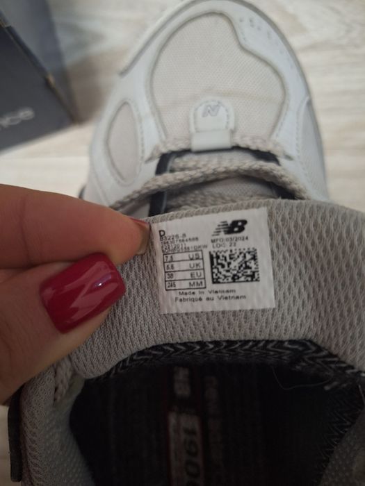New Balance 1906