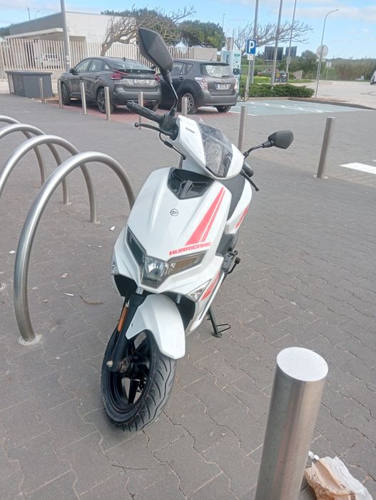 Scooter 50cc branco