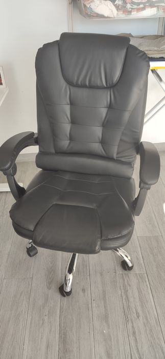 Cadeira executiva em pele