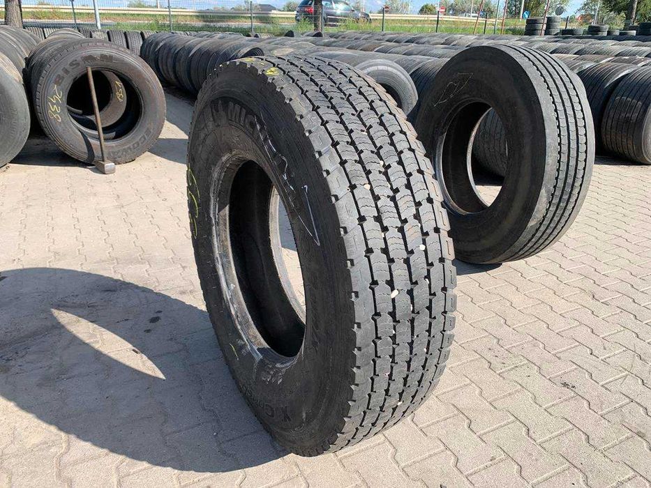 Opona ciężarowa używana 295/80R22.5 MICHELIN X COACH XDA+N / 13-15mm