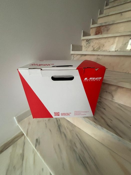 Capacete marca ls2