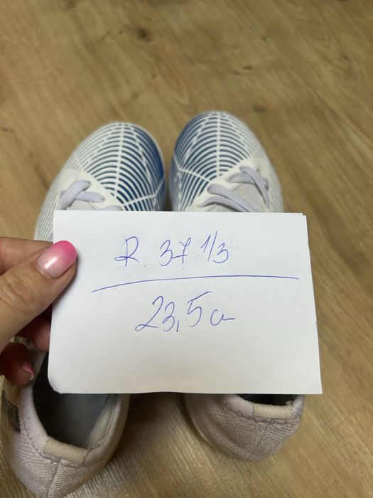 Buty piłkarskie korki Adidas Predator Edge r 37 1/3