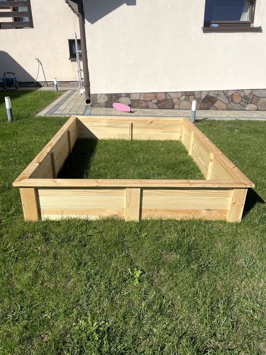 Studnia ogrodowa drewniana