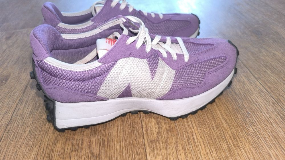 Кросівки New Balance 327. Оригінал.