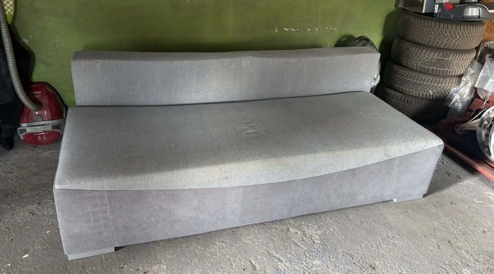 Kanapa materiałowa rozkładana