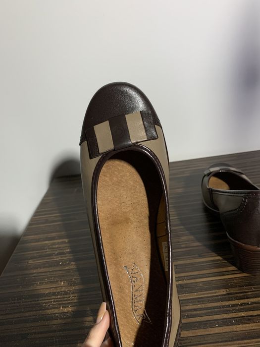 buty janmark brazowe nowe na malym obcasie rozmiar 36