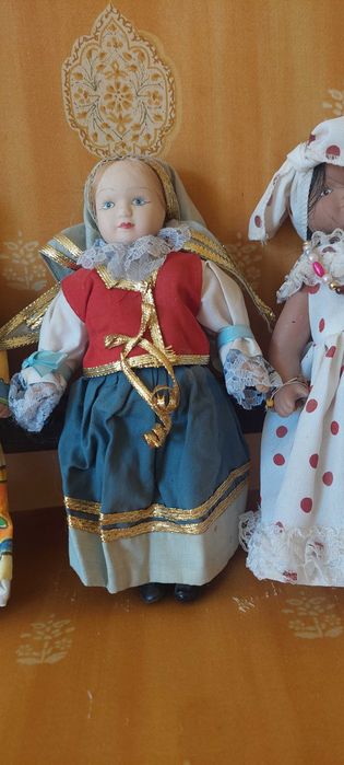 Colecção de Bonecas Porcelana 24 países