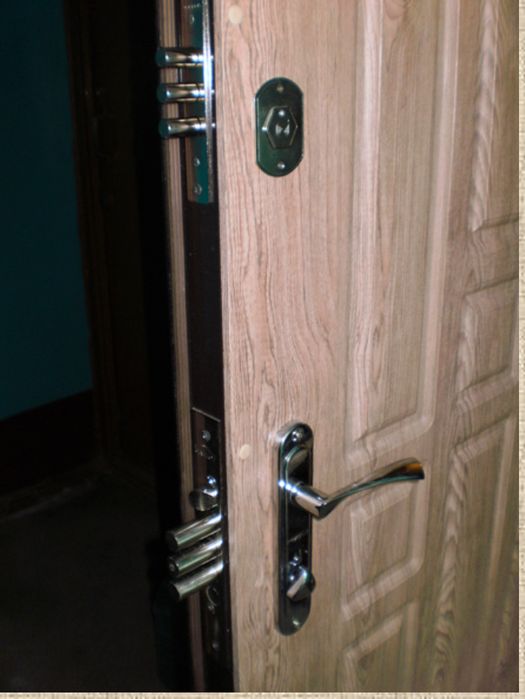 Ремонт дверей, реставрация