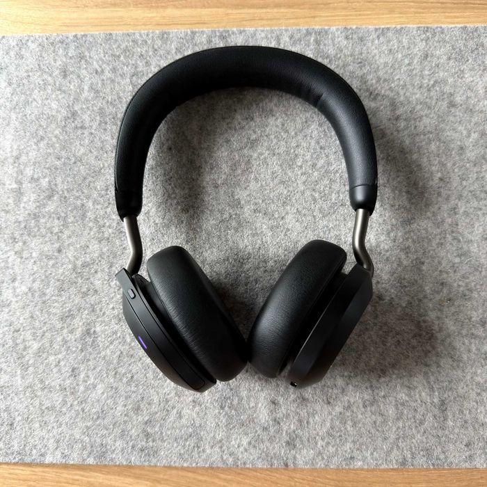 Jabra Evolve2 75