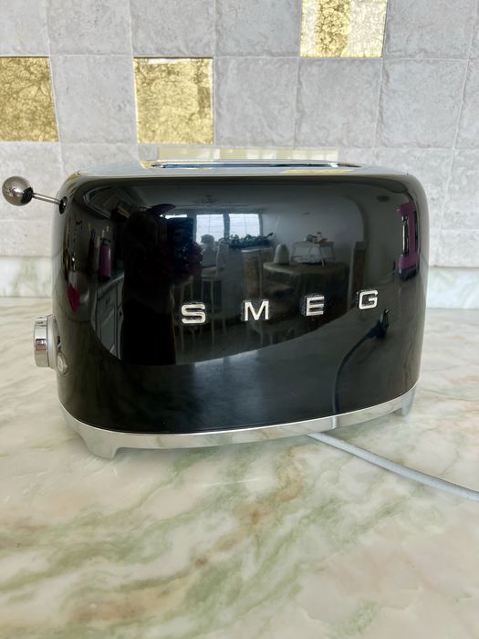 Тостер SMEG чорный б/у