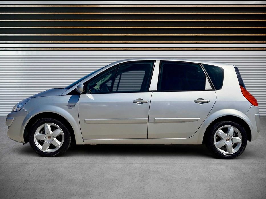 Renault Scénic Exclusive 1.5dCi Full Extras c/Garantia - 99€ p/mês — photo 4