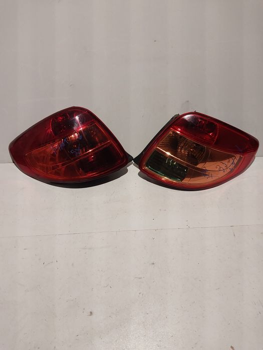 Suzuki sx 4 sx4 prawa lewa lampa tył tylna wkład lampy żarówek