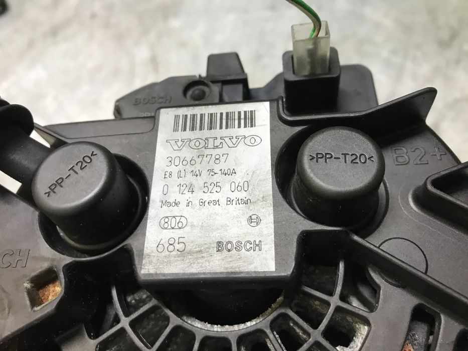 ALTERNADOR VOLVO XC70 XC90 S60 2.4D 30667787 0124525060