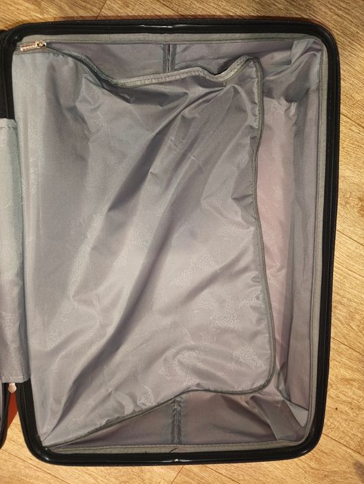 Чемодан средний силиконовый