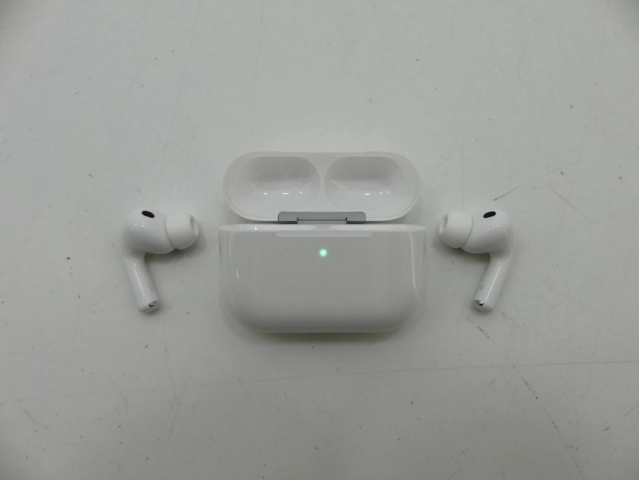 OUTLET Apple AirPods Pro 3 generacji etui MagSafe gwarancja Apple