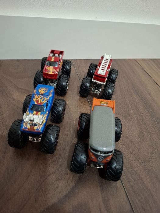 Monster Jam Trucks
