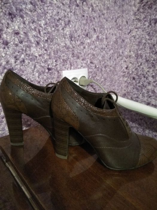 Обувь женская ботильены