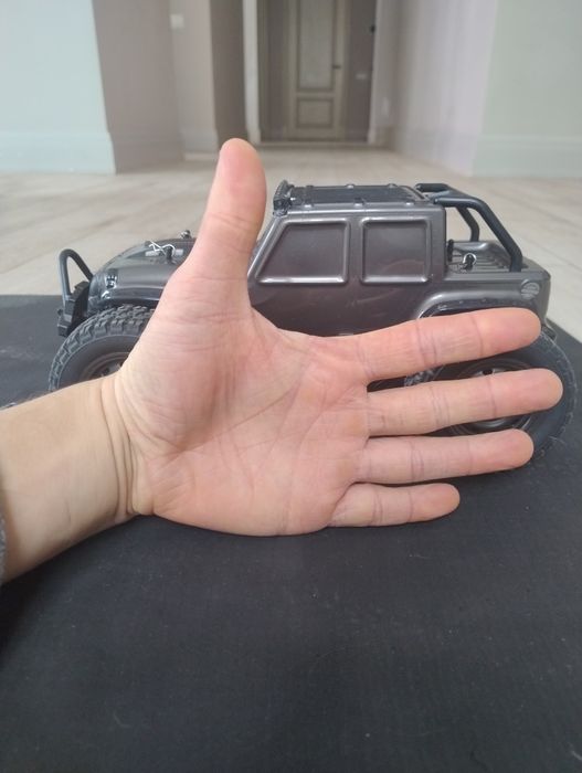 Радіокерована машинка Suchiyu Gantry SCY 16103 I джип на пульті радіок