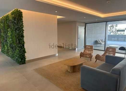 Arrendamento de apartamento t2 na Rua Fernando Lanhas, 101