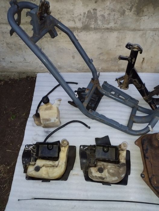 Разборка/Пластик Хонда Дио 18/25/27/28/SR/ZX/Fit