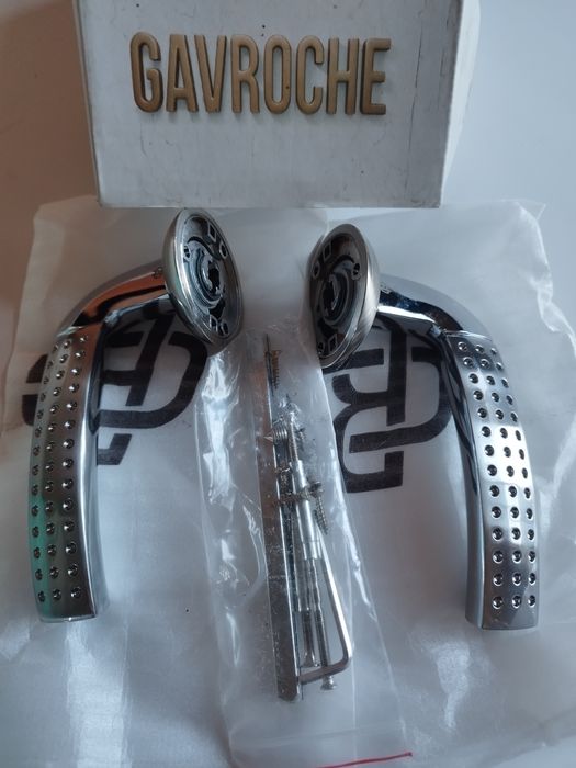 Ручка вхідної групи дверей