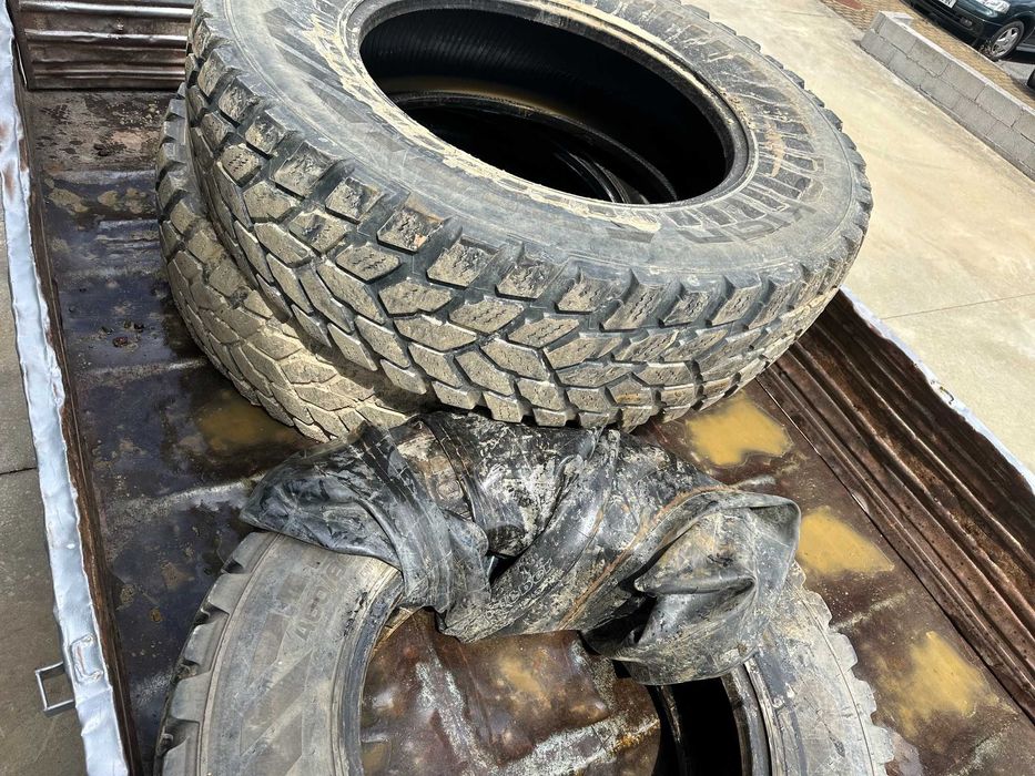 CONJUNTO PNEUS TRATOR 400/80R28 + 480/80R38 usados