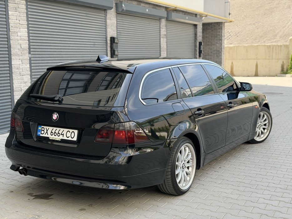 Продам BMW e61 2.5 бенз