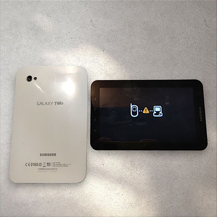 Планшет Samsung Galaxy Tab P1000