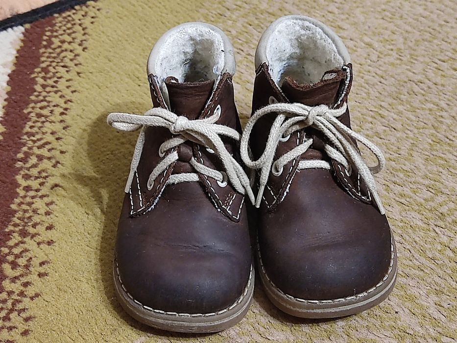 Buciki chłopięce ocieplane r.19